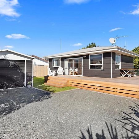 The Black Bach - Mt Maunganui Holiday Home Mount Maunganui Exterior foto